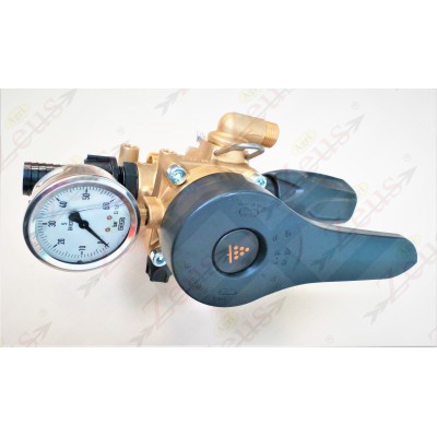 Manual control with pressure gauge
